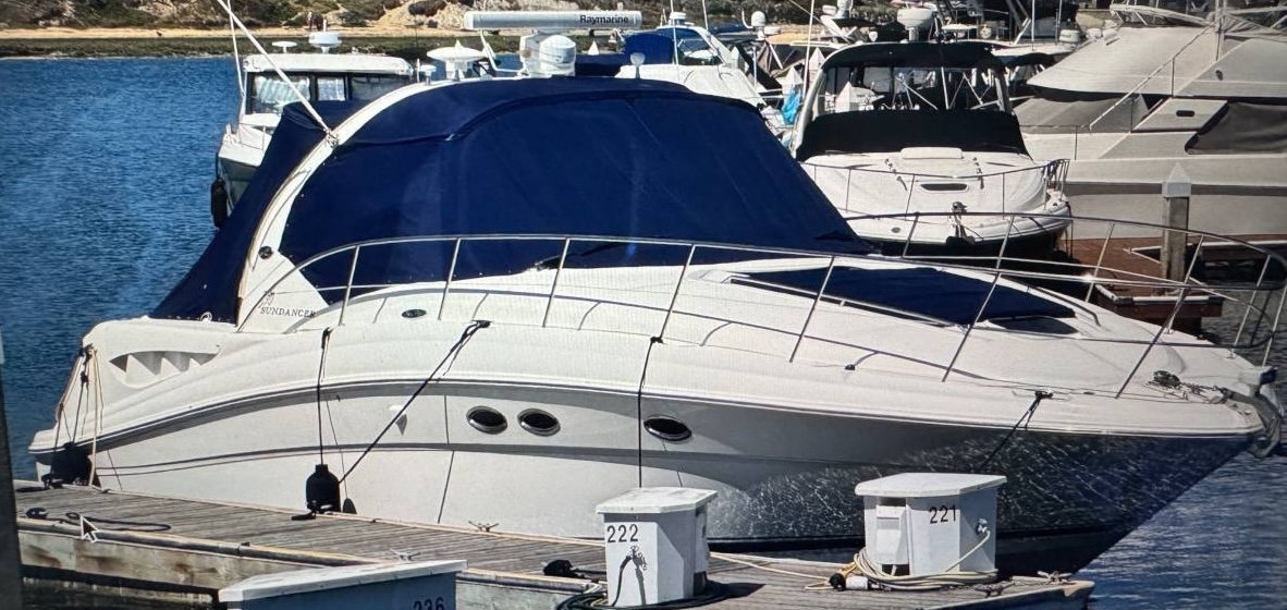 Sea Cruise - 2005 Sea Ray 390 Sundancer at Newport Dunes Sea Cruise - 2005 Sea Ray 390 Sundancer luxury yacht partnership at Newport Dunes Newport Beach California